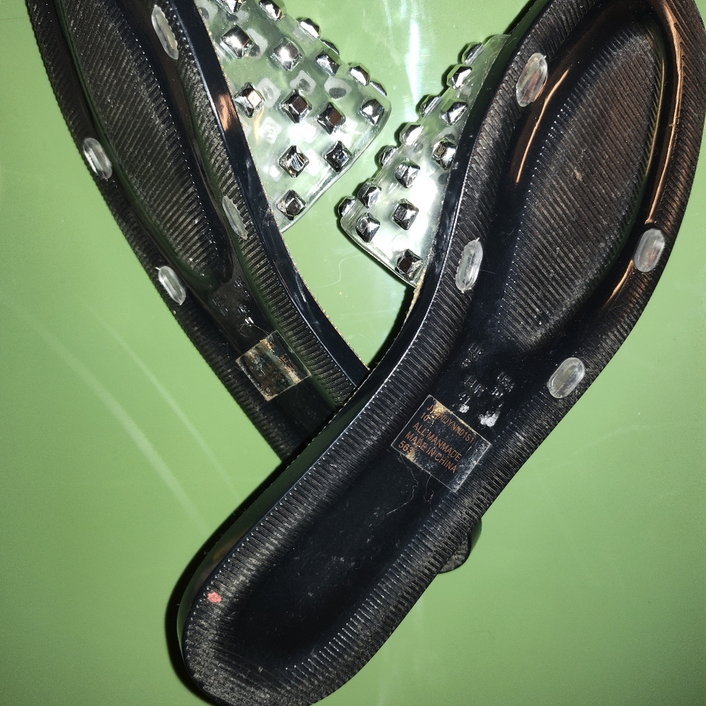 Sandals - Picture 2 of 2